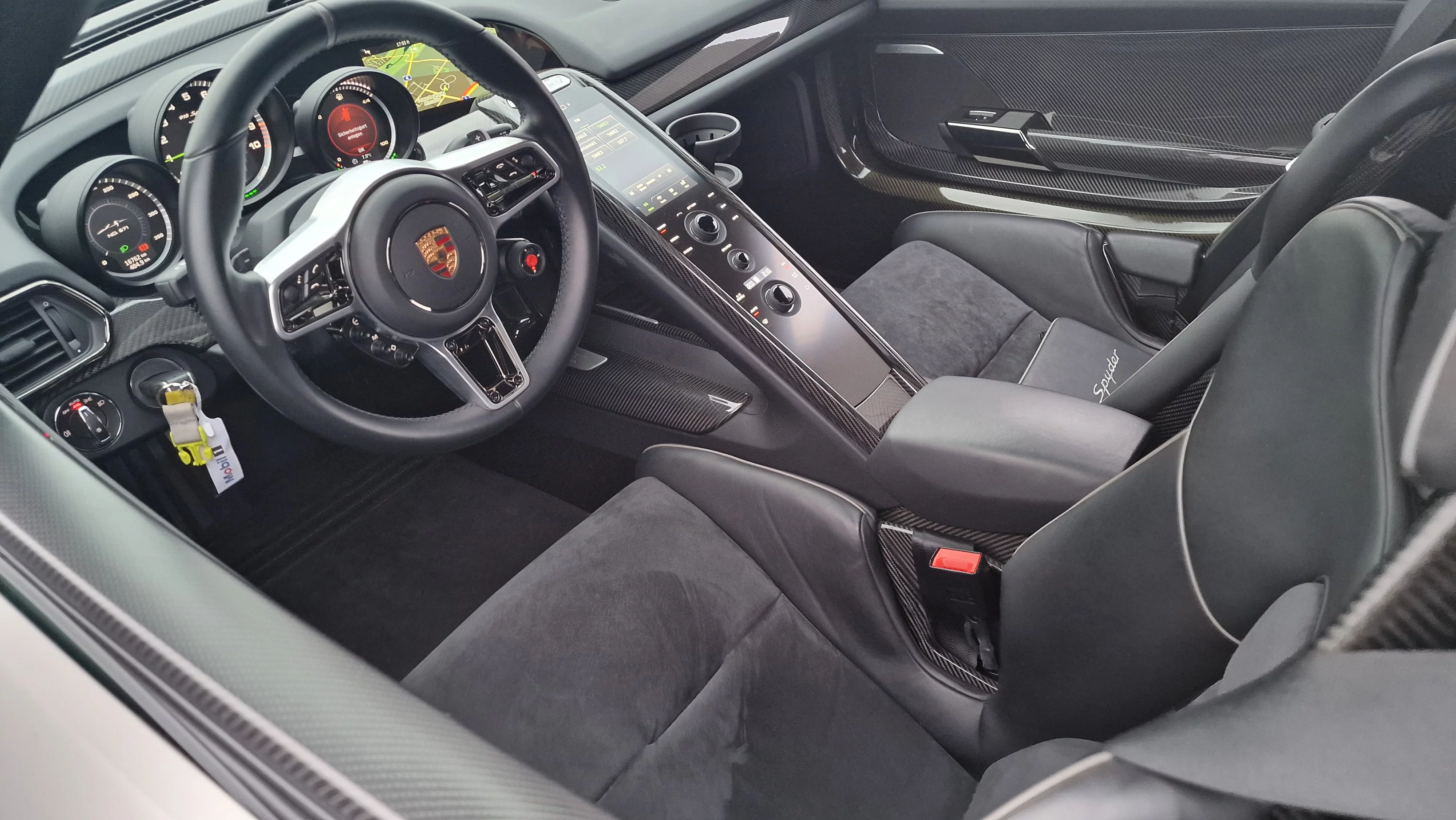 PORSCHE 918 Spyder Weissach for sale